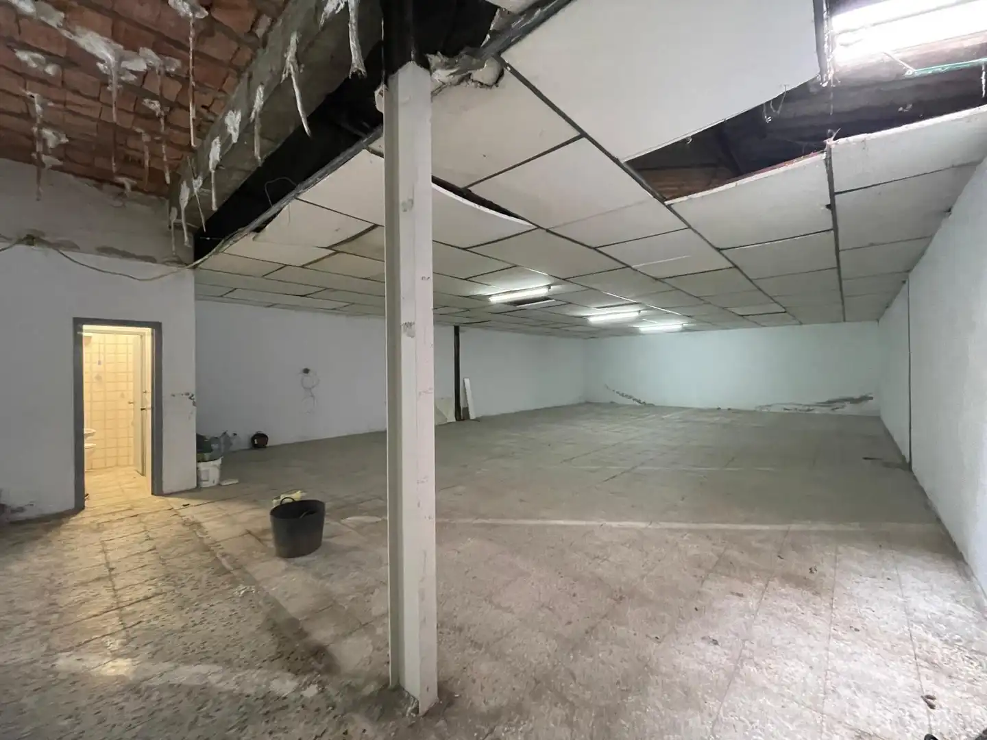 Local comercial en venda a Calle ROSALES, imagen 10