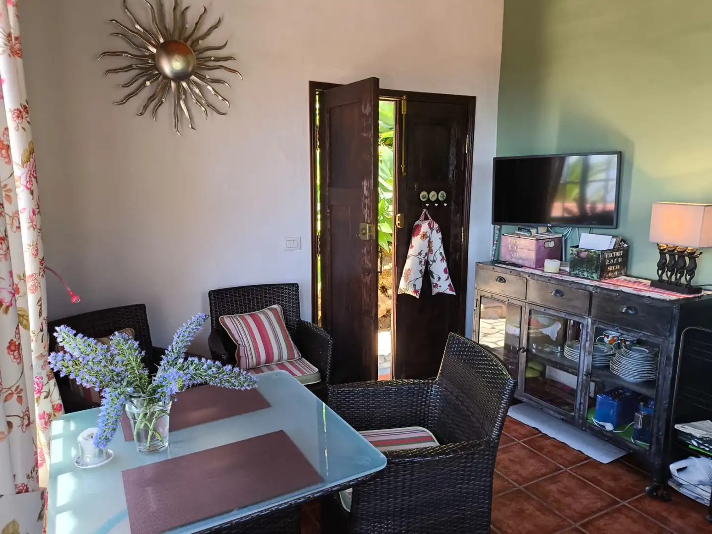 Menjador de Casa o xalet en venda en El Paso amb Aire condicionat, Calefacció i Jardí privat