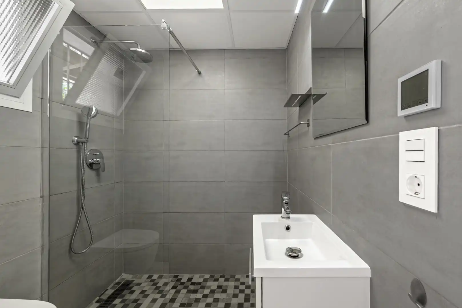 Bany de Àtic en venda en Mijas amb Aire condicionat, Terrassa i Piscina