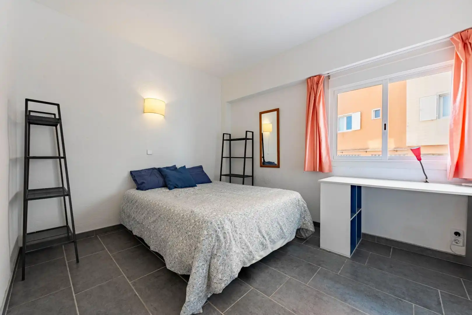 Bedroom of Apartments for rent in Calvià  with Air Conditioner, Terrace and Furnished