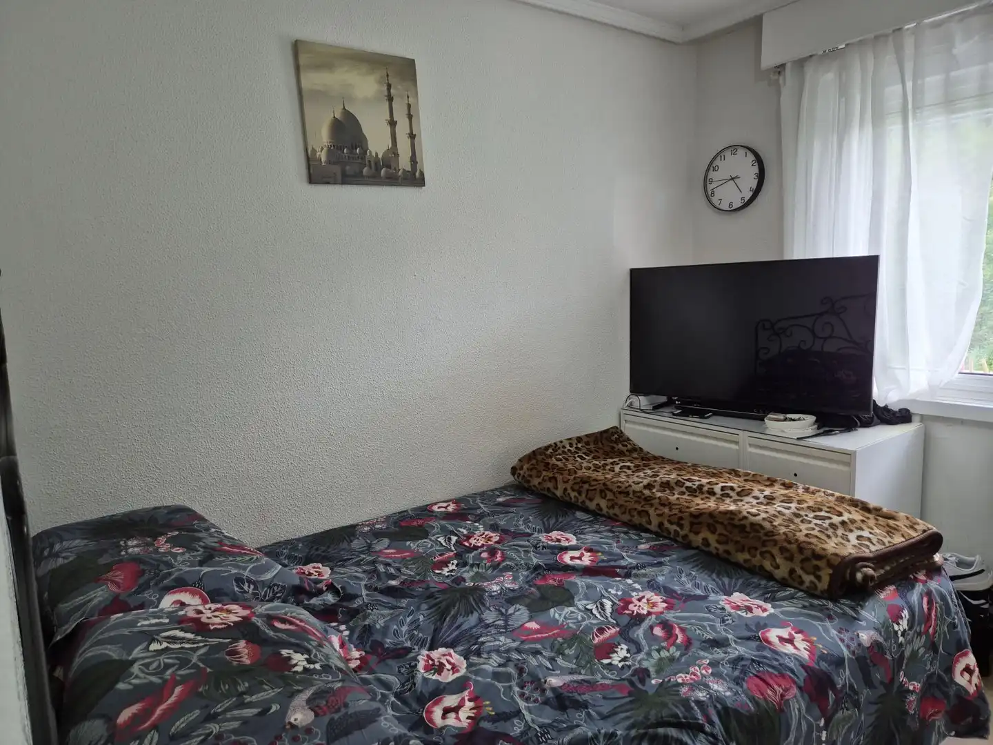 Bedroom of Apartments for sale in A Coruña Capital 