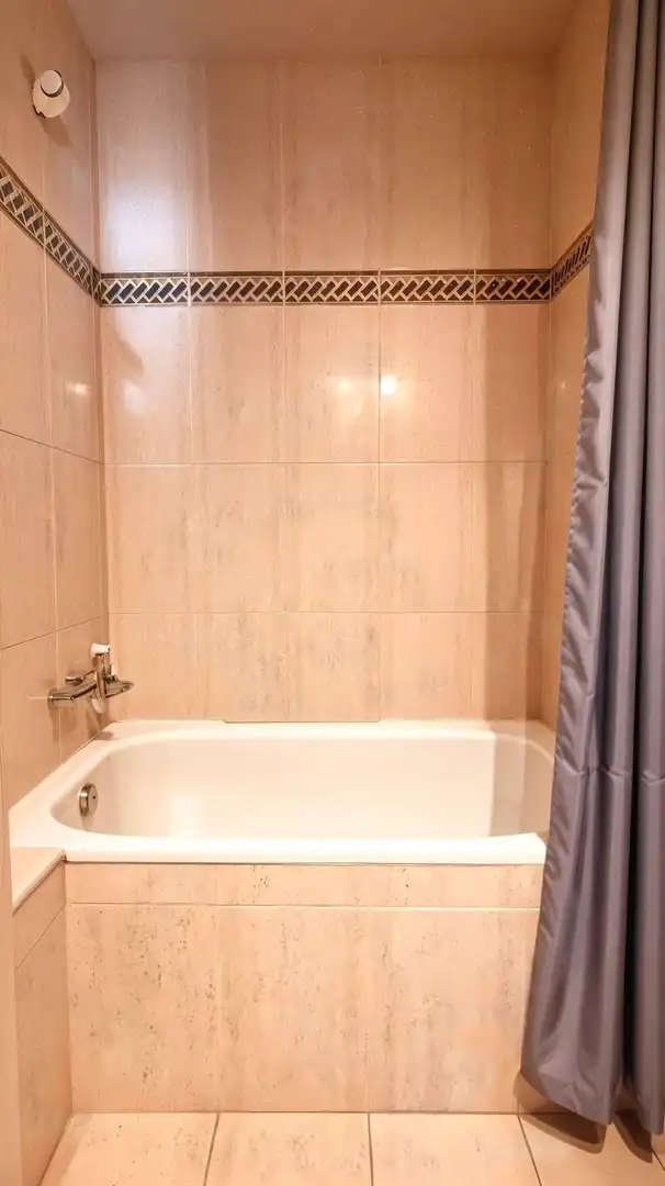Baño de Piso en venta en Reus con Aire acondicionado, Calefacción y Parquet