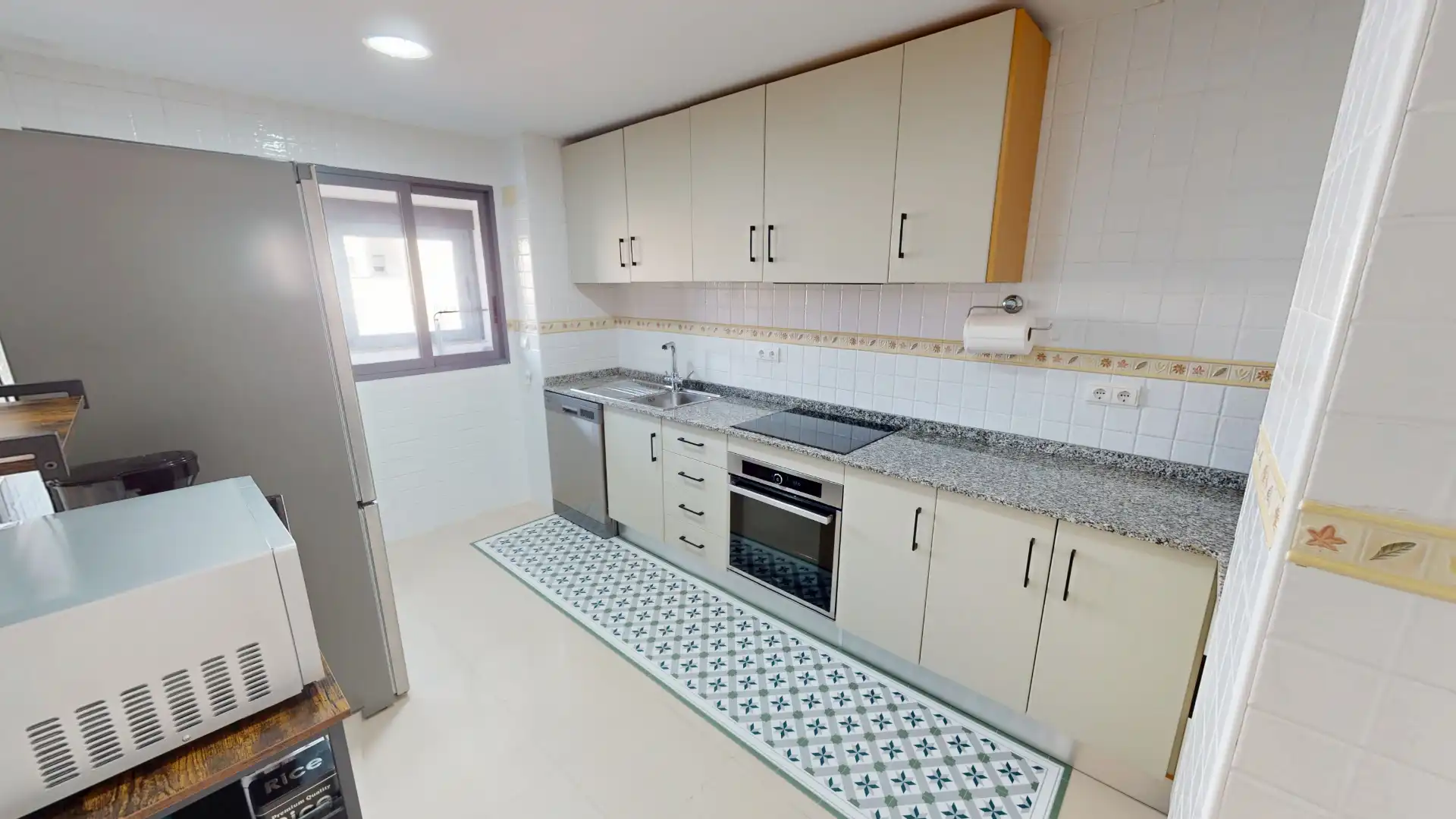 Flat with terrace for sale in Carrer de València, imagen 5