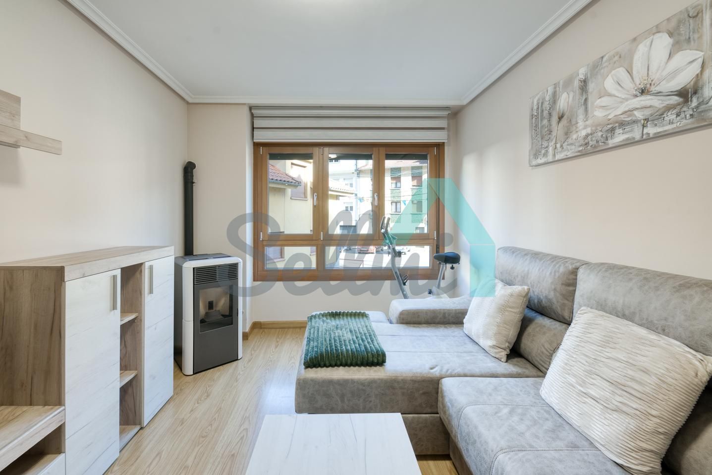 Sala de estar de Planta baja en venta en Aller con Calefacción, Terraza y Amueblado