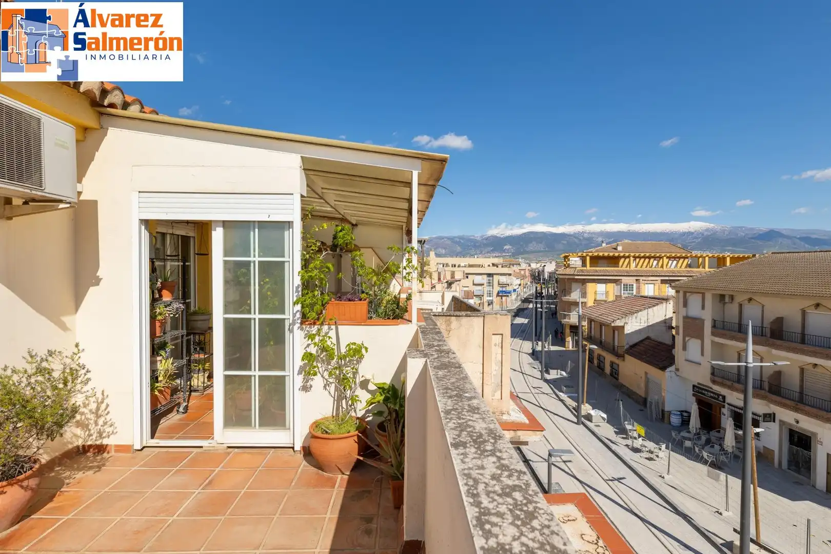 Terrasse von Dachboden zum Verkauf in Churriana de la Vega mit Terrasse und Abstellraum