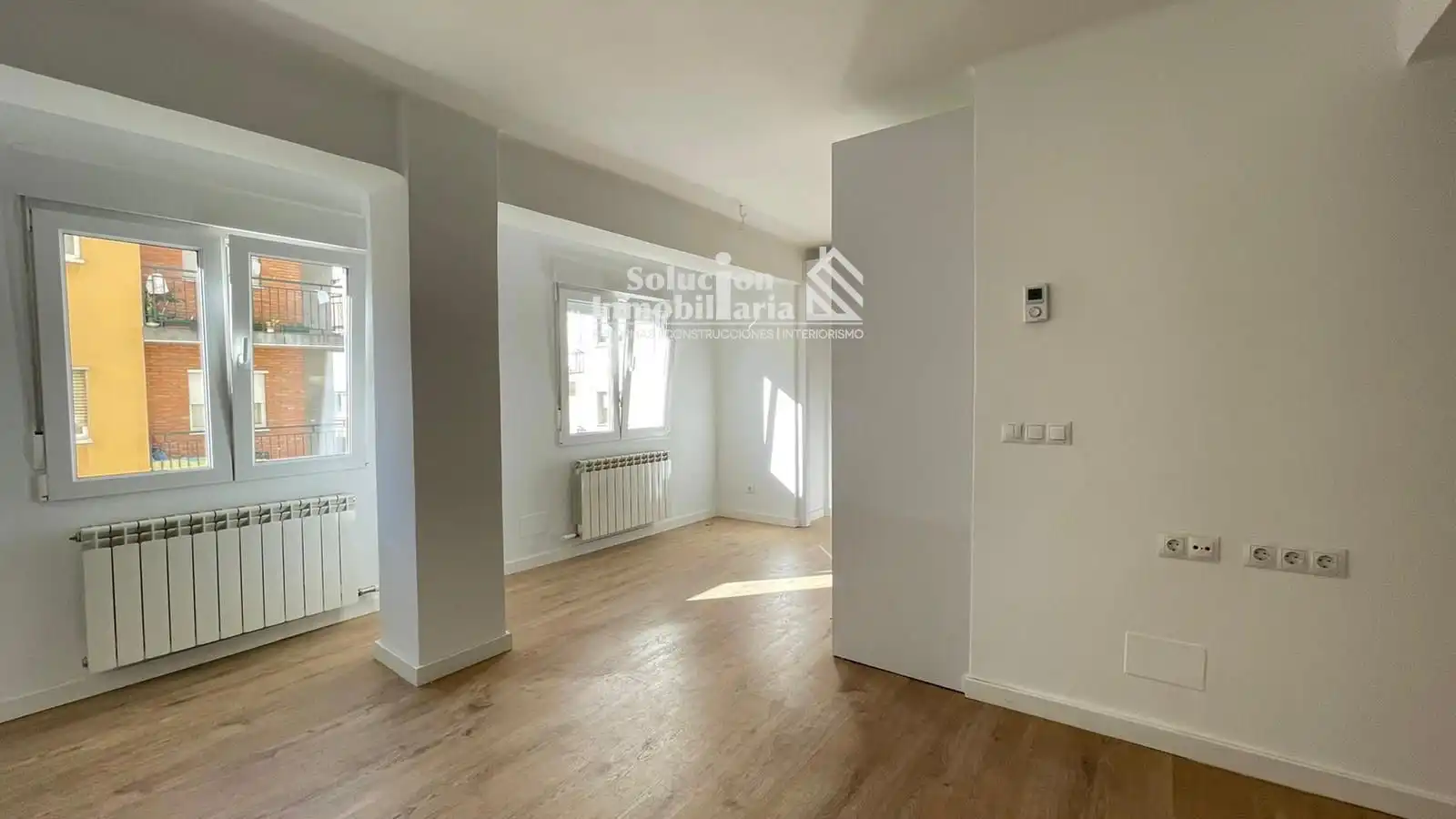 Sala d'estar de Pis en venda en Salamanca amb Calefacció, Terrassa i Balcó