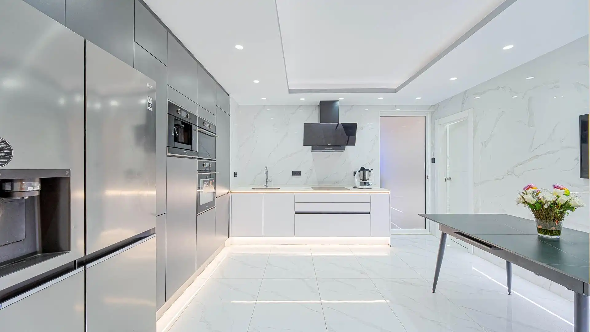 Kitchen of Apartments for sale in Torrevieja  with Furnished