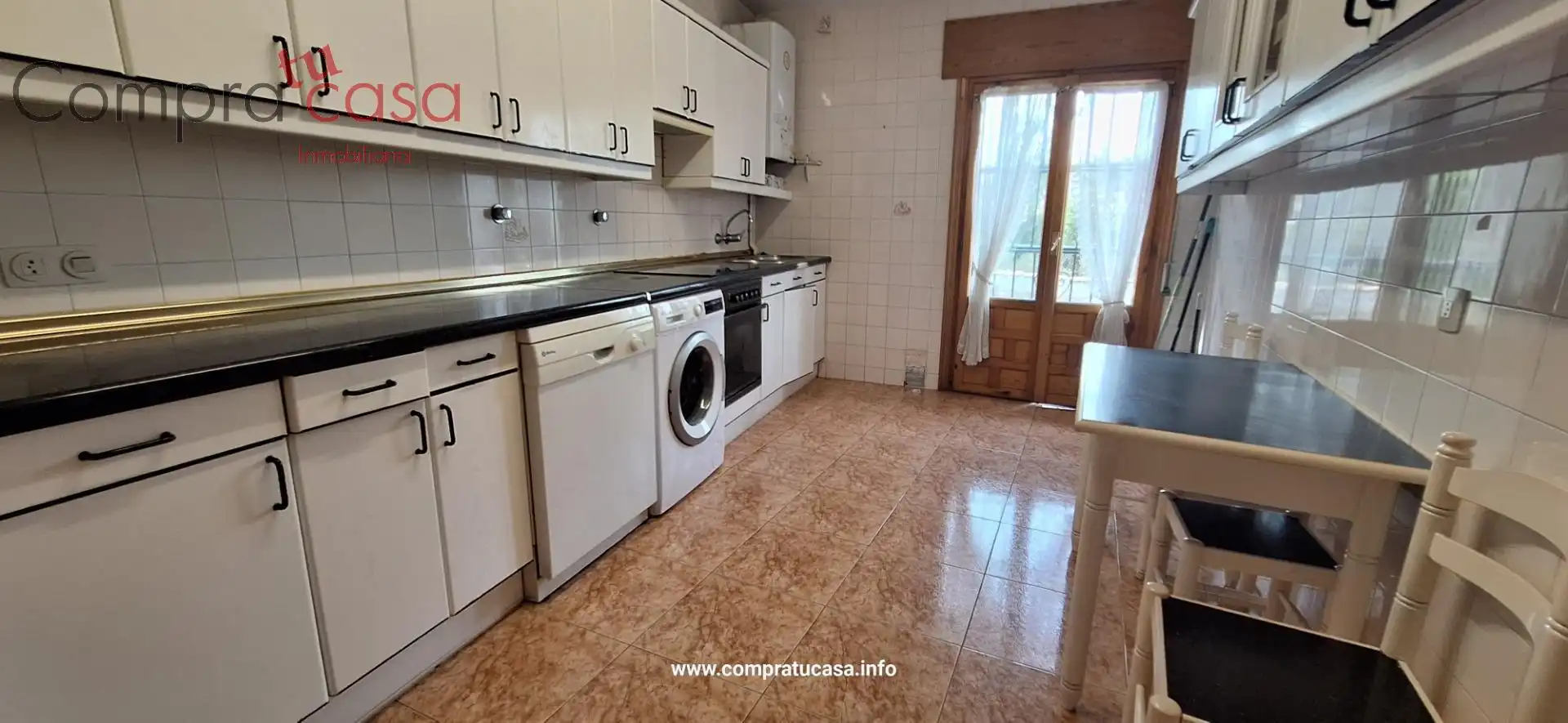 Kitchen of Houses for sale in Segovia  with Heating, Storage room and Balcony