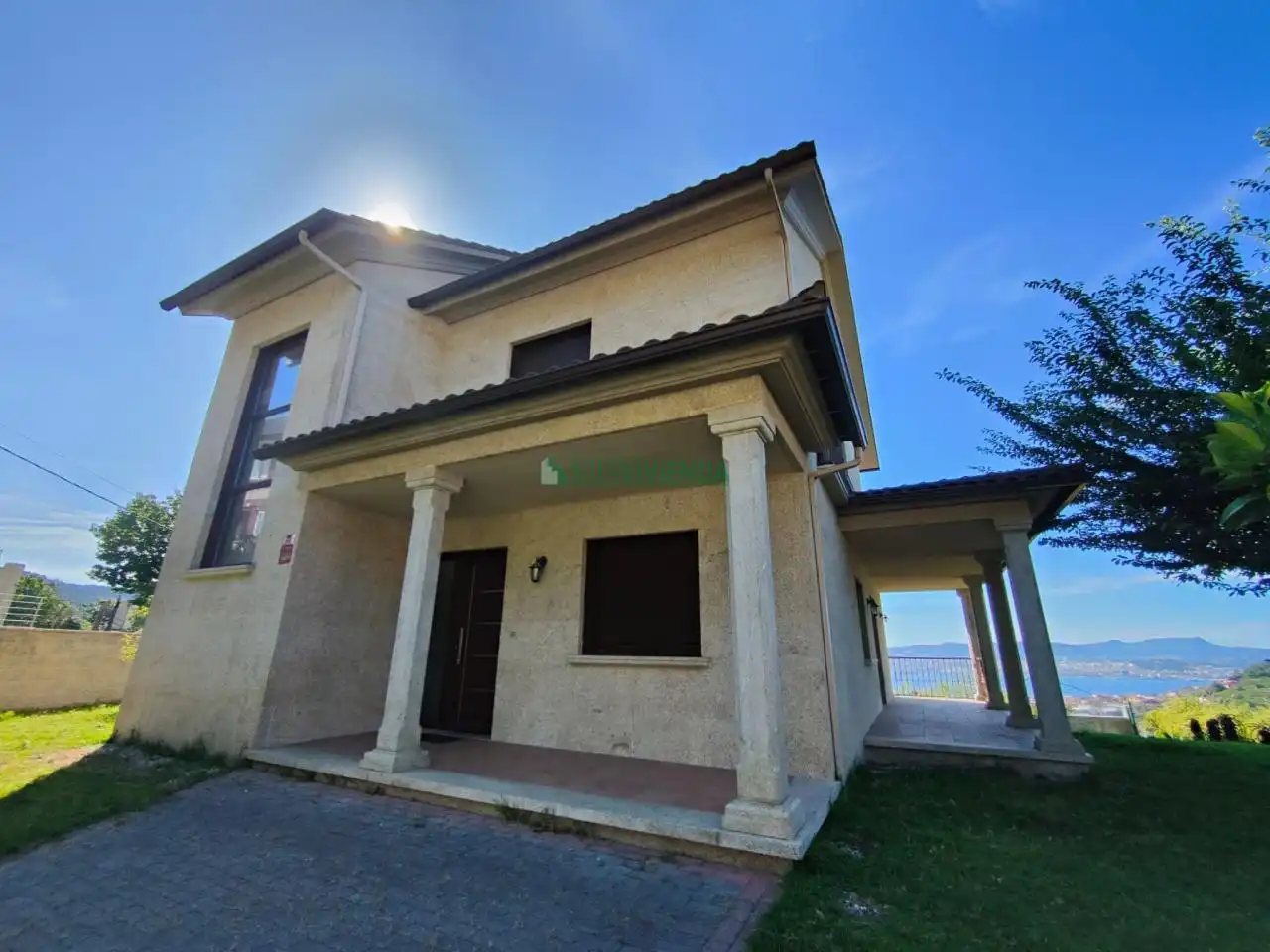 Vista exterior de Casa o xalet en venda en Moaña amb Calefacció, Jardí privat i Terrassa