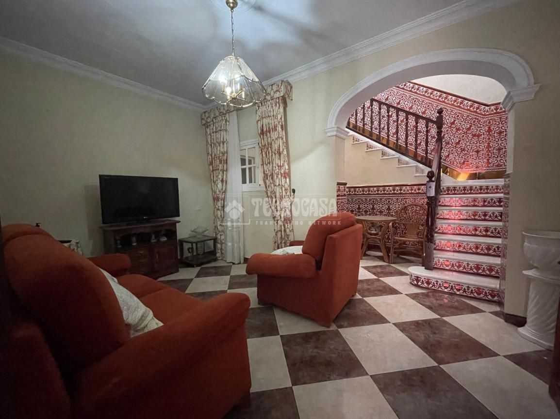 Casa adosada en venda a La Soledad