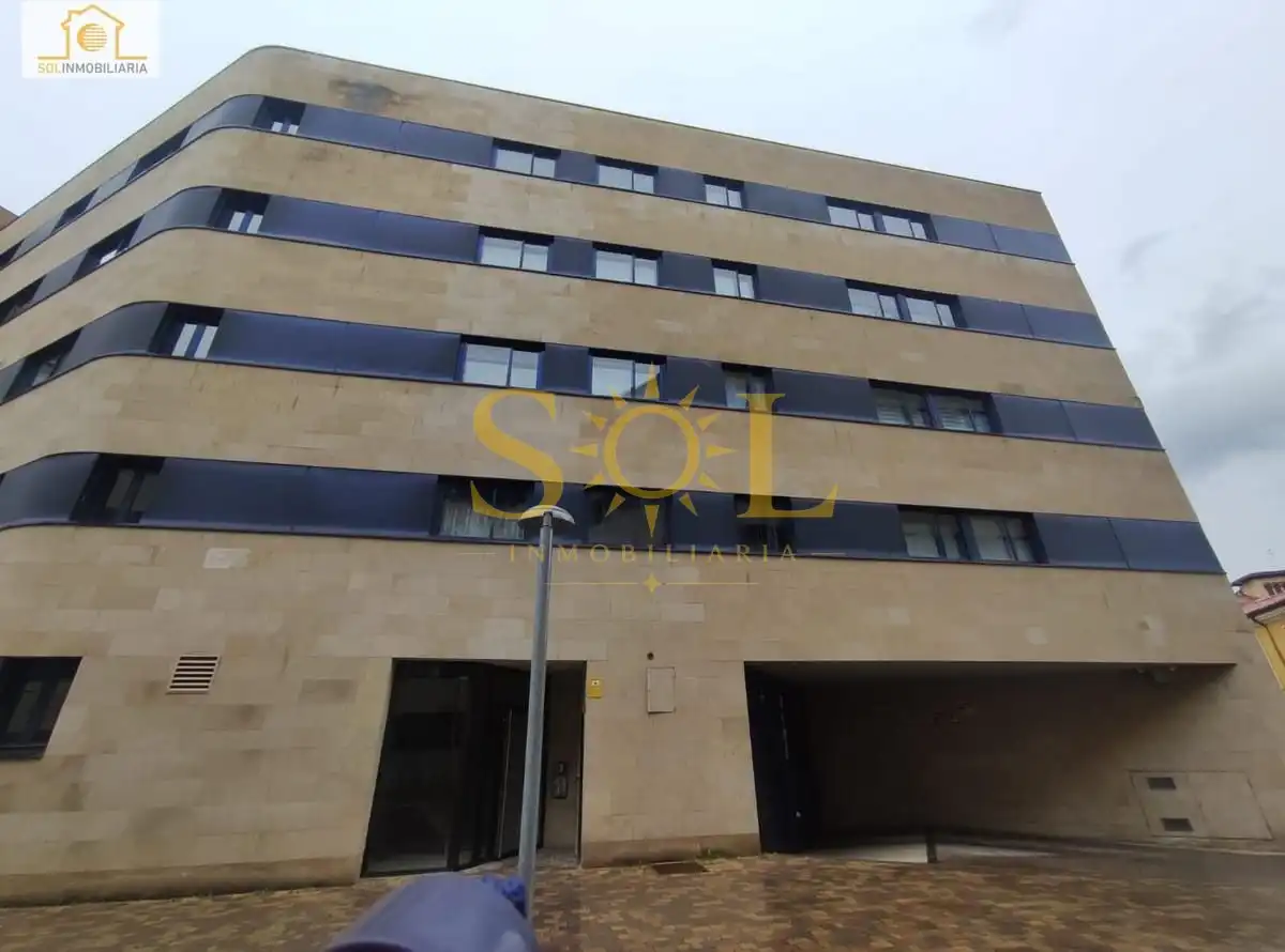 Pis amb ascensor en venda a Calle Padre Isla 30