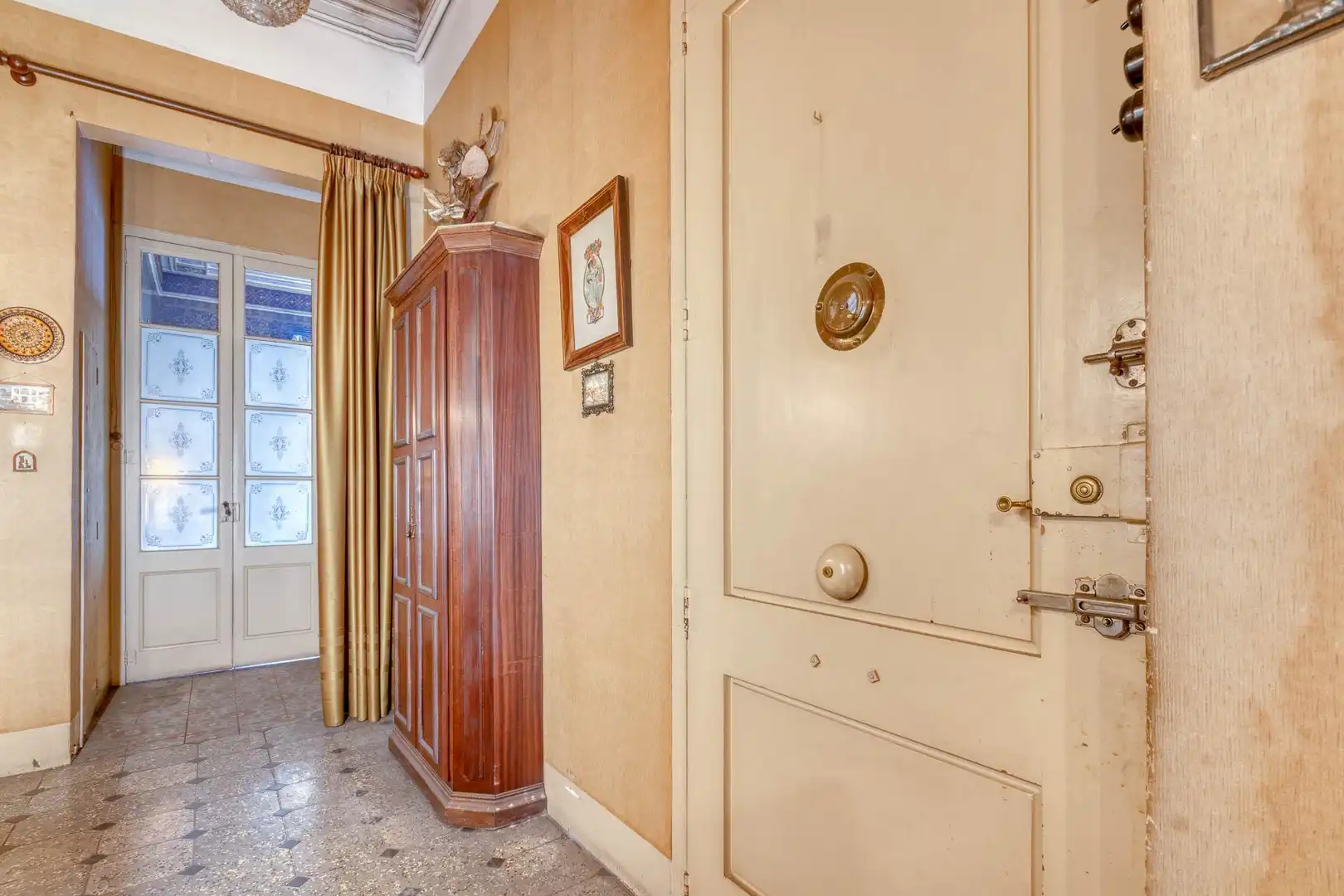 Edificio en venta en Figueres