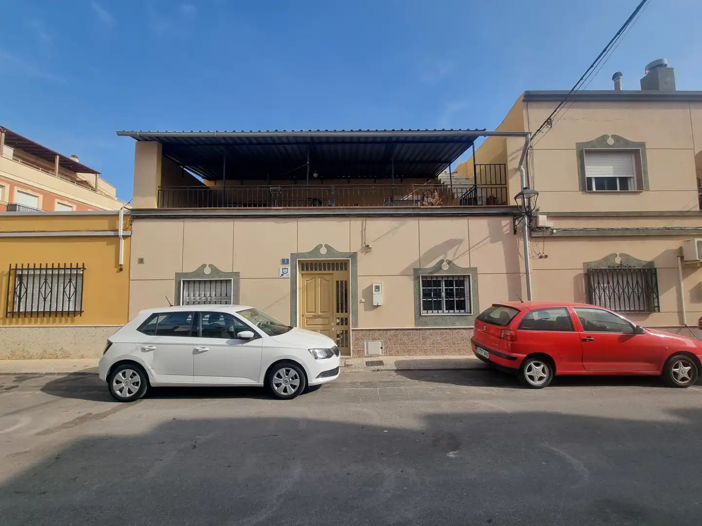 Vista exterior de Casa o xalet en venda en Viator amb Terrassa i Balcó