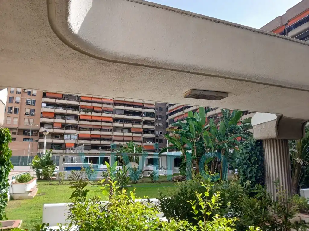 Vista exterior de Piso en venta en Valencia con Aire acondicionado, Jardín privado y Terraza