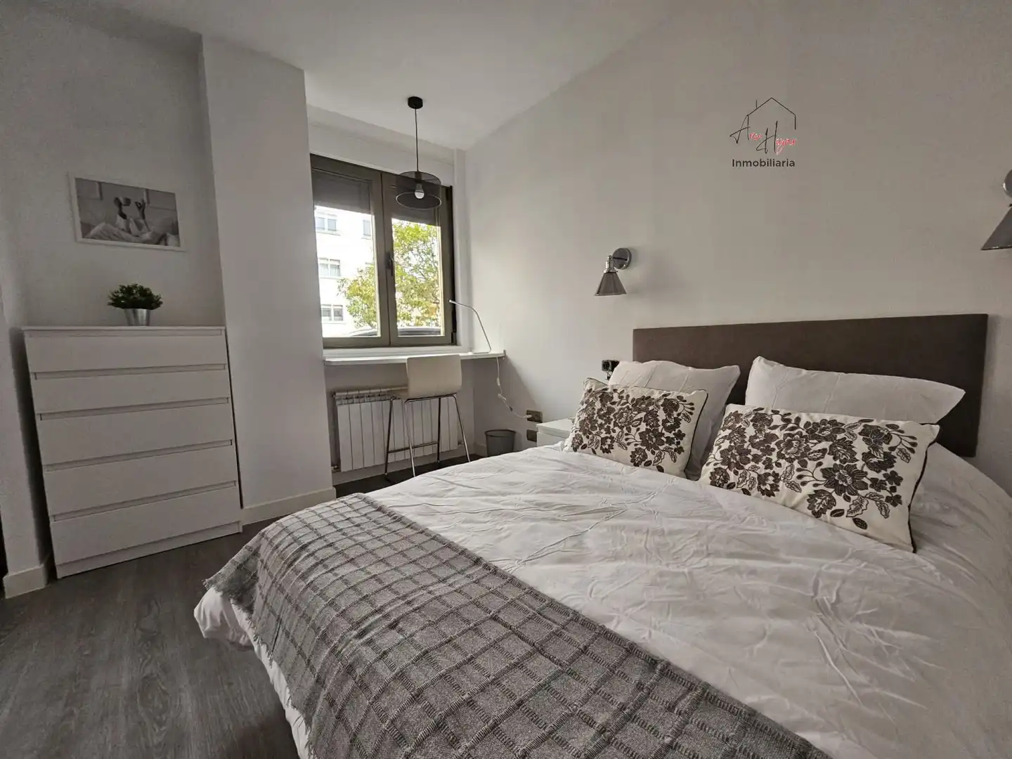 Habitación de Apartamento de alquiler en Salamanca con Aire acondicionado y Calefacción