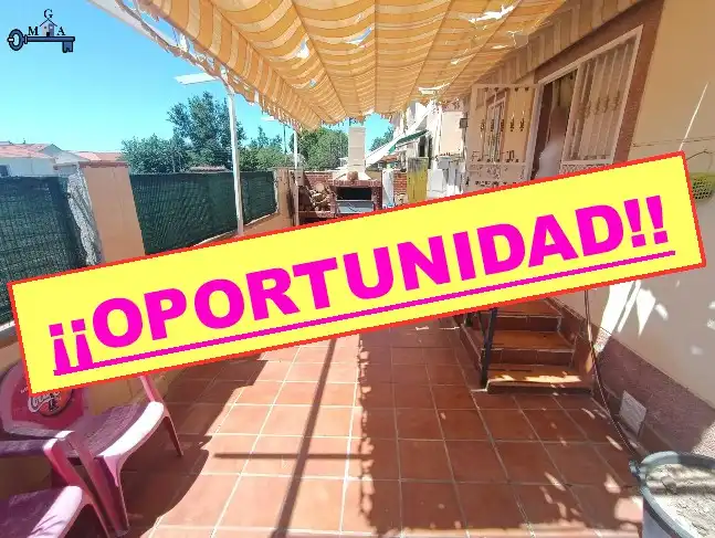 Jardí de Casa adosada en venda en El Viso de San Juan amb Jardí privat, Terrassa i Traster