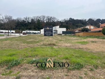 Terreny residencial en venda a Medinyà