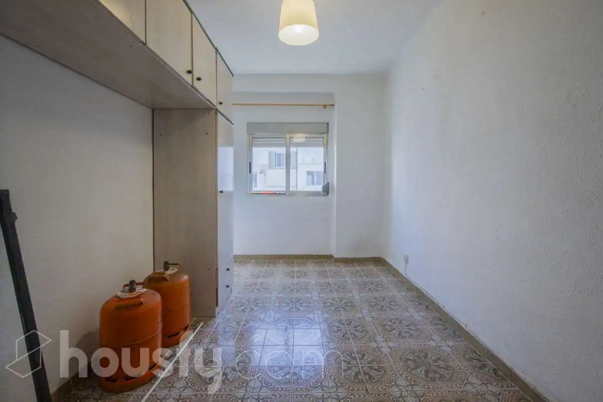 Flat for rent in Benetússer  with Air Conditioner, Furnished and Balcony
