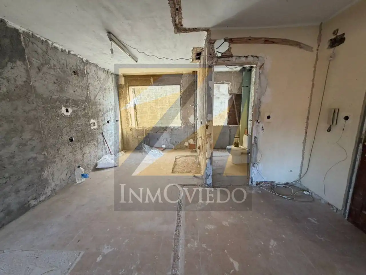 Flat for sale in Oviedo   with Heating