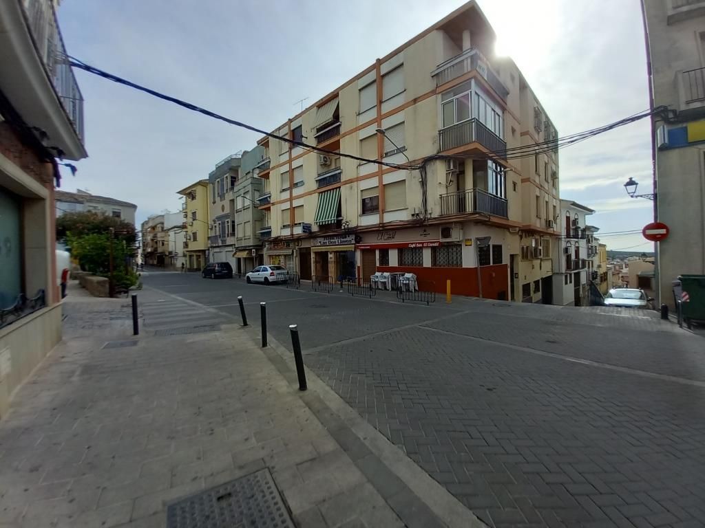 Exterior view of Single-family semi-detached for sale in Martos  with Terrace and Furnished