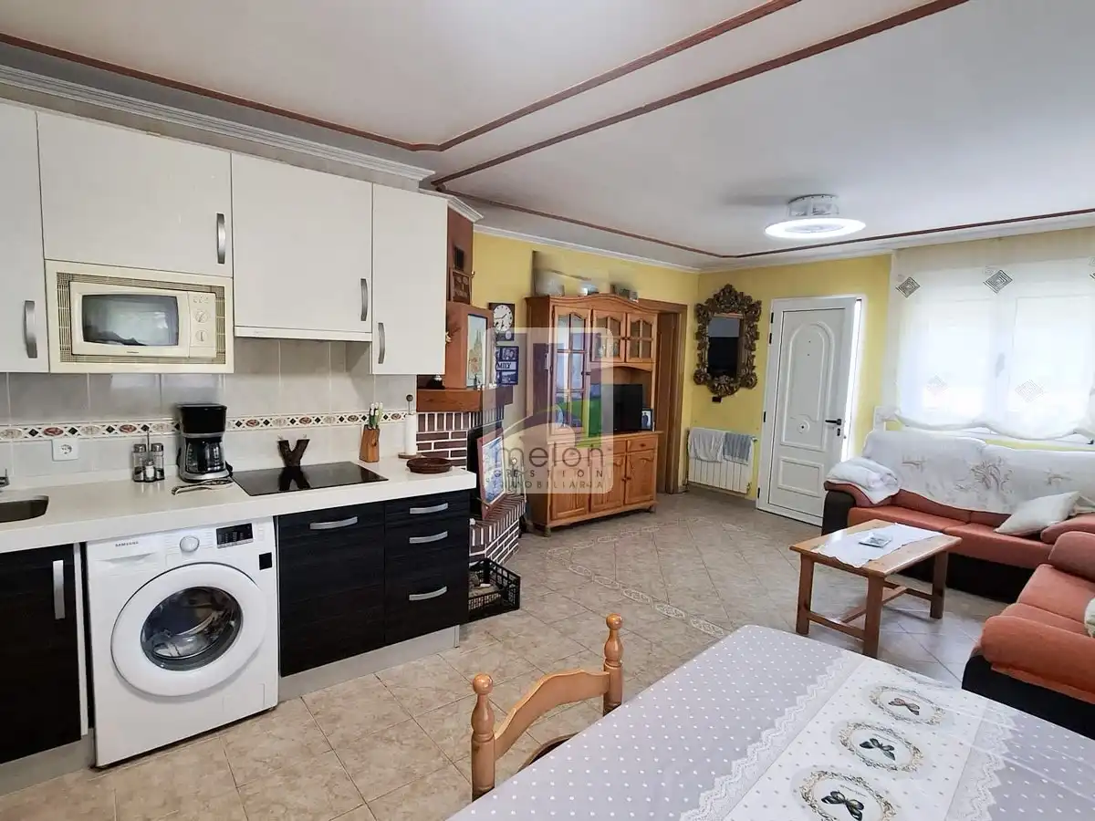 Kitchen of Houses for sale in Carcedo de Burgos  with Storage room