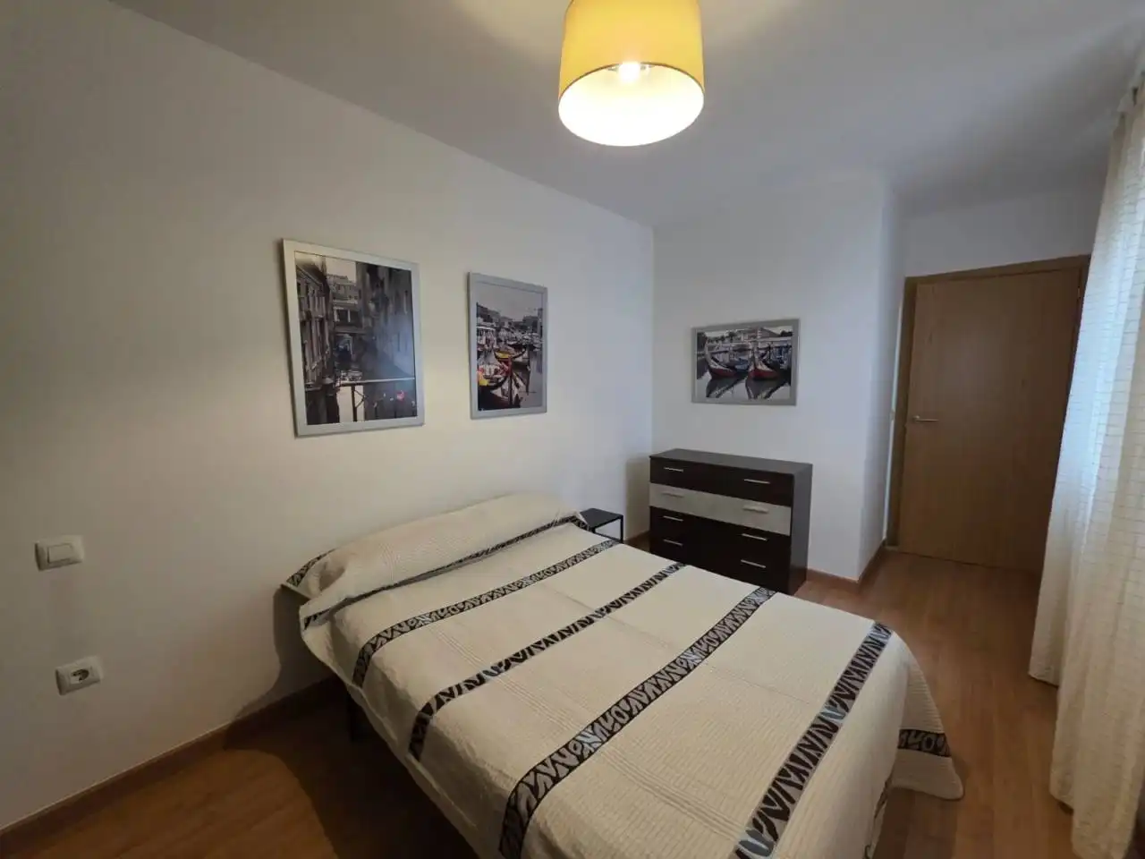 Habitación de Piso de alquiler en Badajoz con Aire acondicionado, Amueblado y Balcón