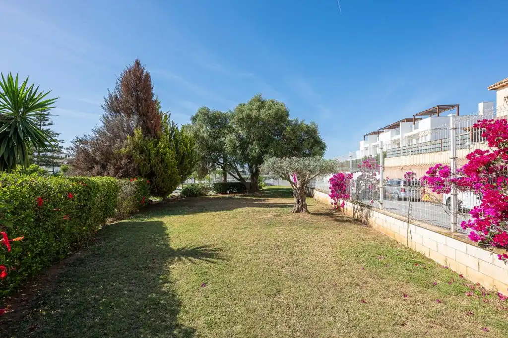 Terraced house with pool for sale in Calle Adarves de Calypso, imagen 38