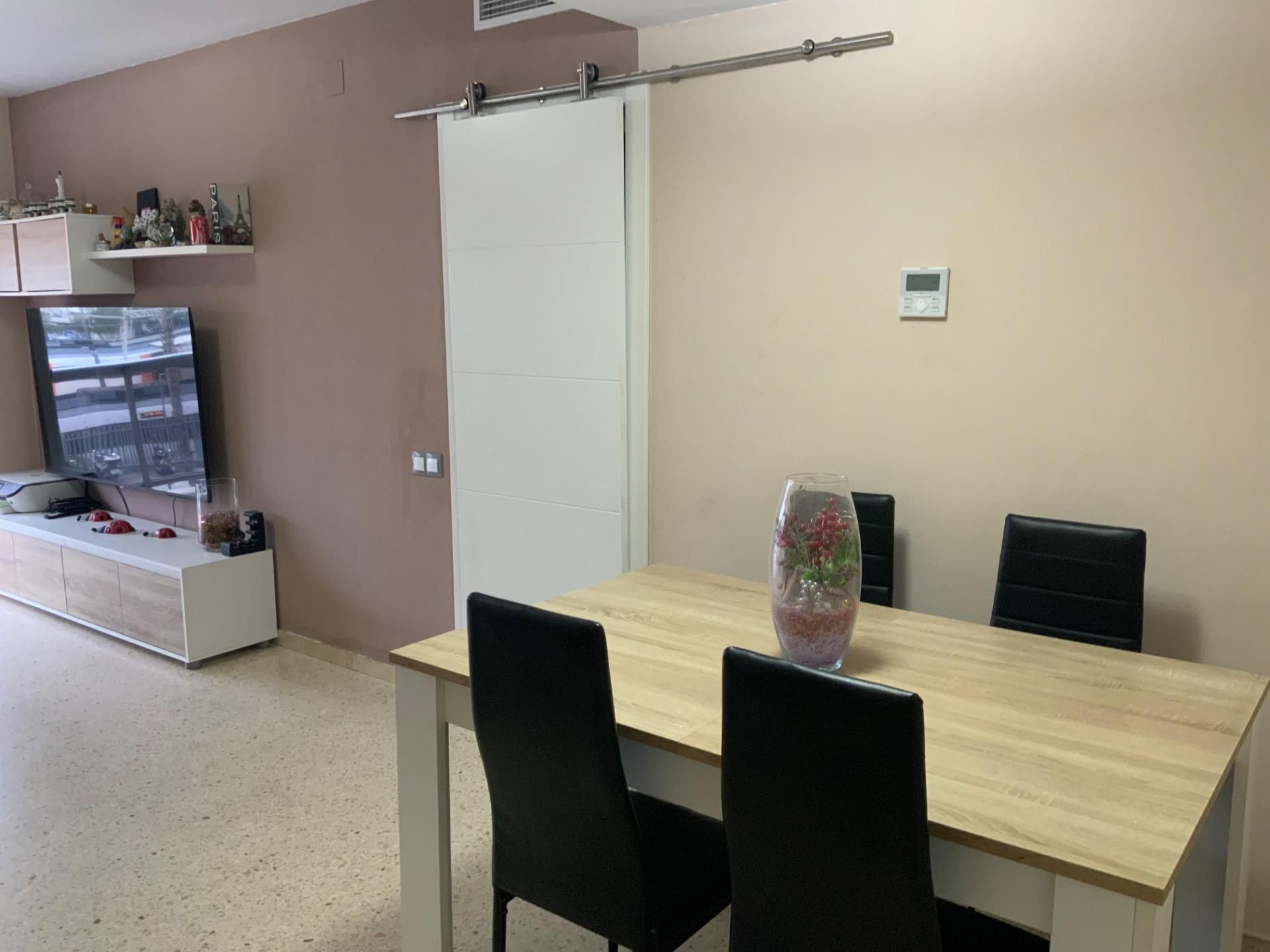Comedor de Piso en venta en Mataró con Aire acondicionado, Terraza y Trastero