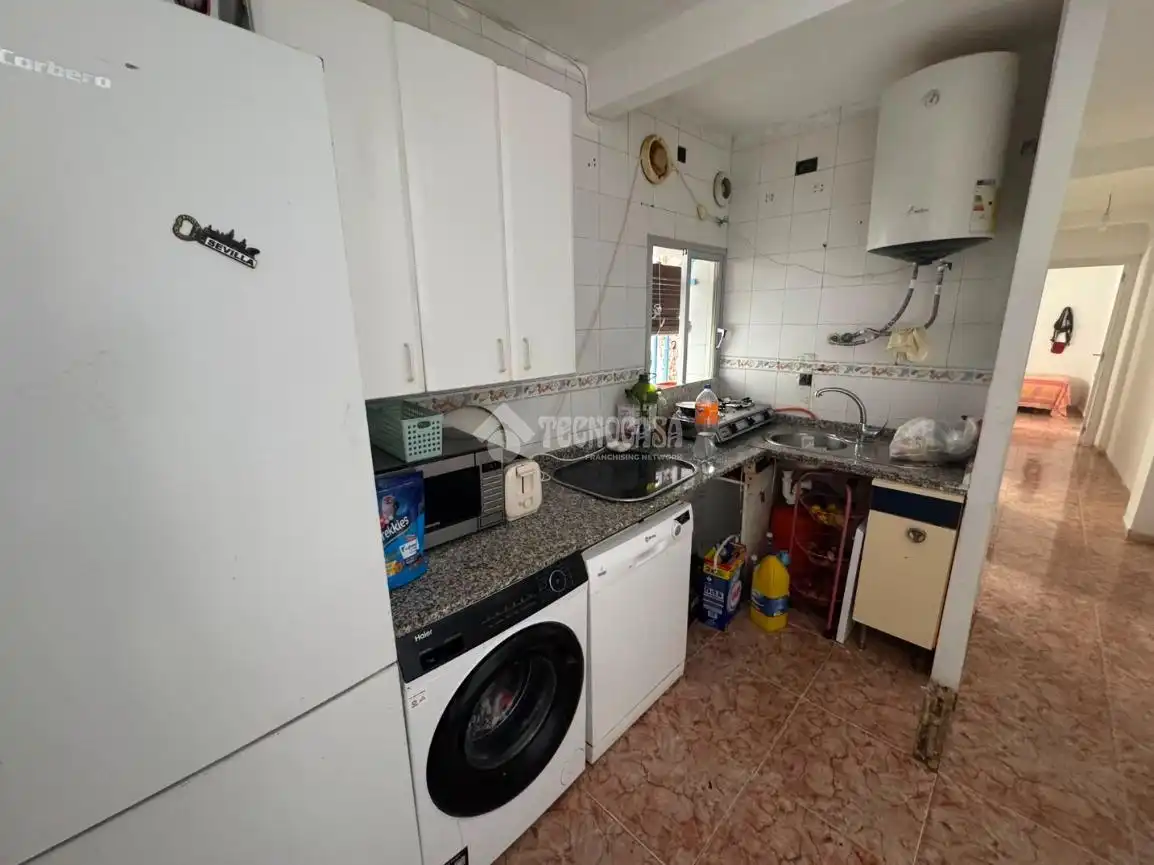 Cuina de Pis en venda en Sevilla amb Aire condicionat