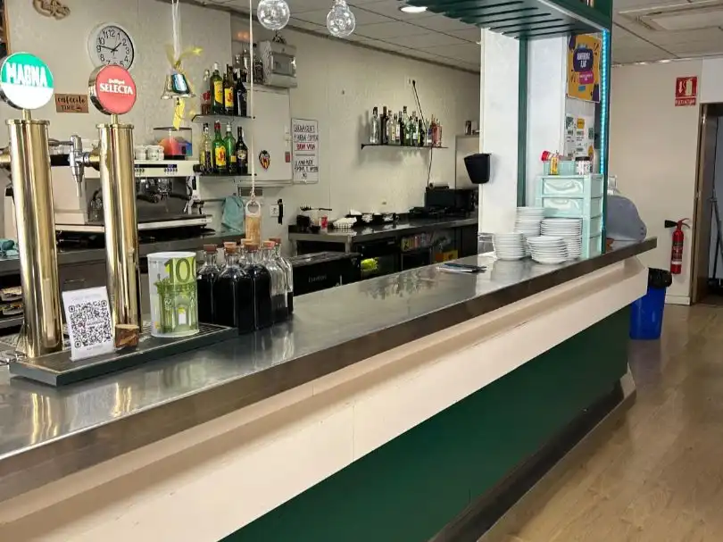 Local comercial en venda a Avinguda Miguel Hernández 1, imagen 5