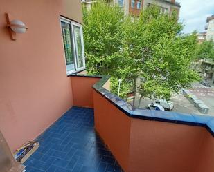 Terrassa de Pis de lloguer en  Barcelona Capital amb Calefacció, Parquet i Balcó