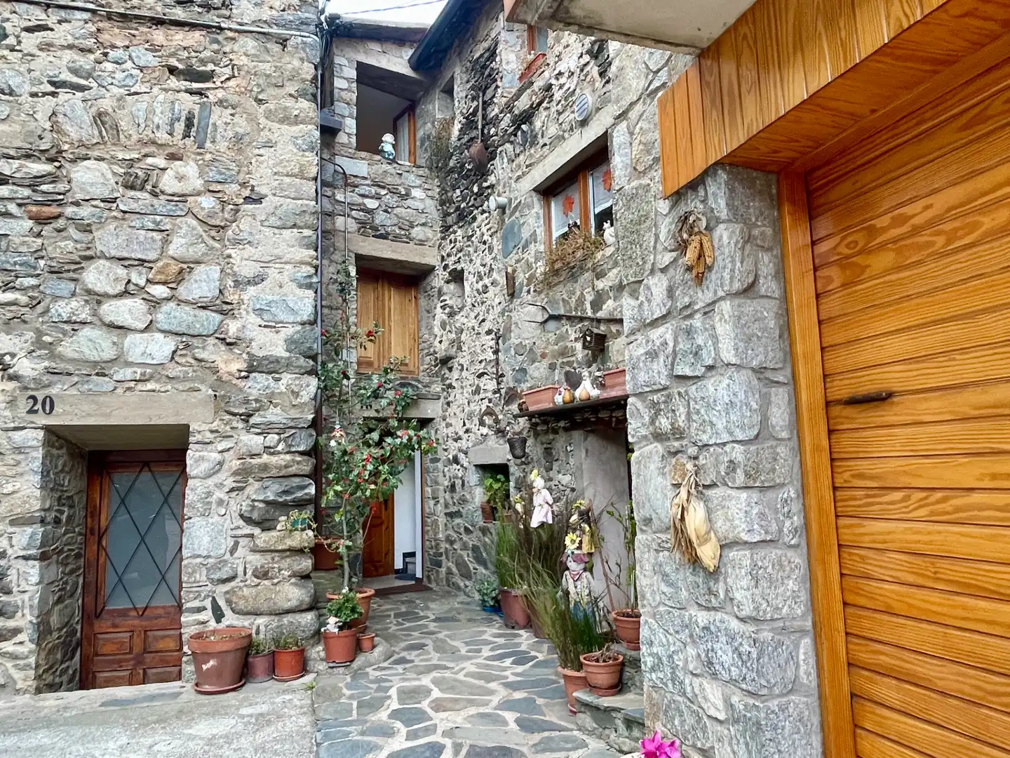 Vista exterior de Finca rústica en venta en Setcases con Calefacción, Amueblado y Horno
