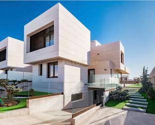 Exterior view of House or chalet to rent in Majadahonda  with Air Conditioner and Swimming Pool