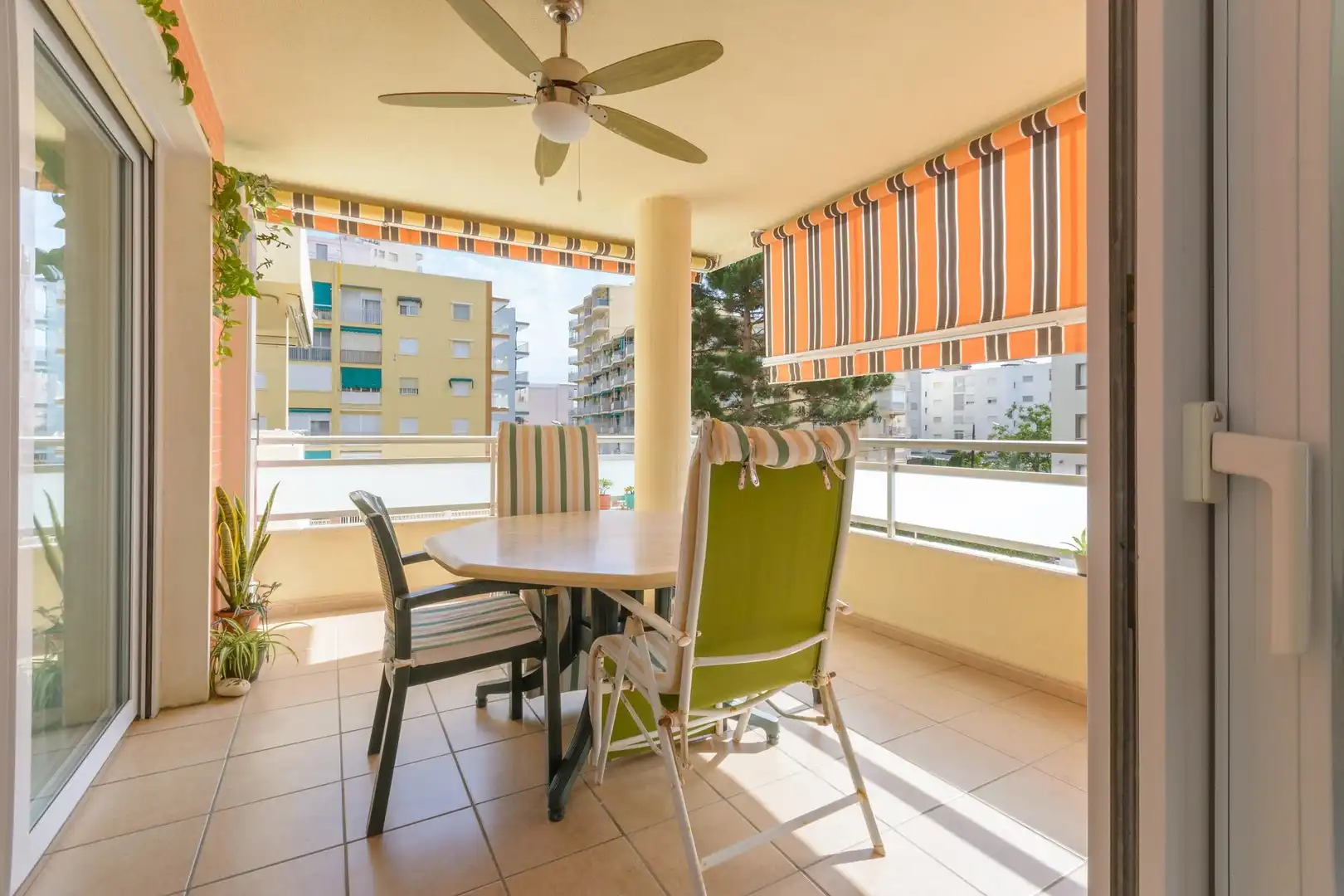 Apartment mit Terrasse zum Verkauf in Calle MENORCA, imagen 2