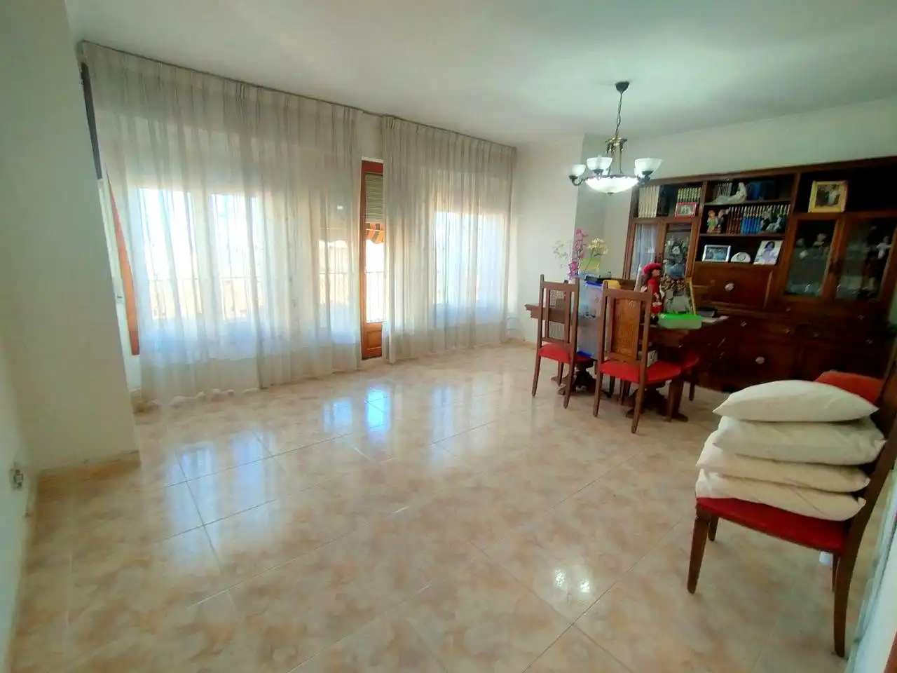 Living room of Flat for sale in Oliva  with Air Conditioner and Balcony
