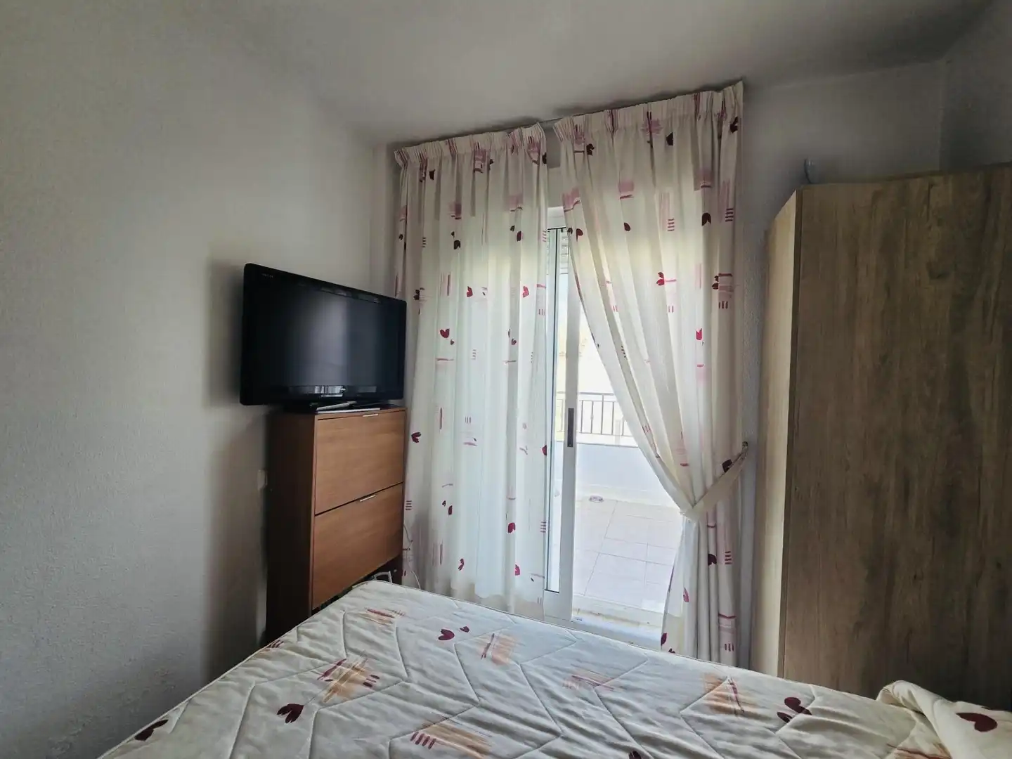 Schlafzimmer von Wohnung zum Verkauf in Torrevieja mit Klimaanlage, Heizung und Privatgarten