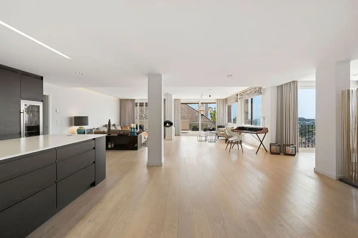 Living room of Duplexes for sale in Marbella  with Air Conditioner, Terrace and Storage room