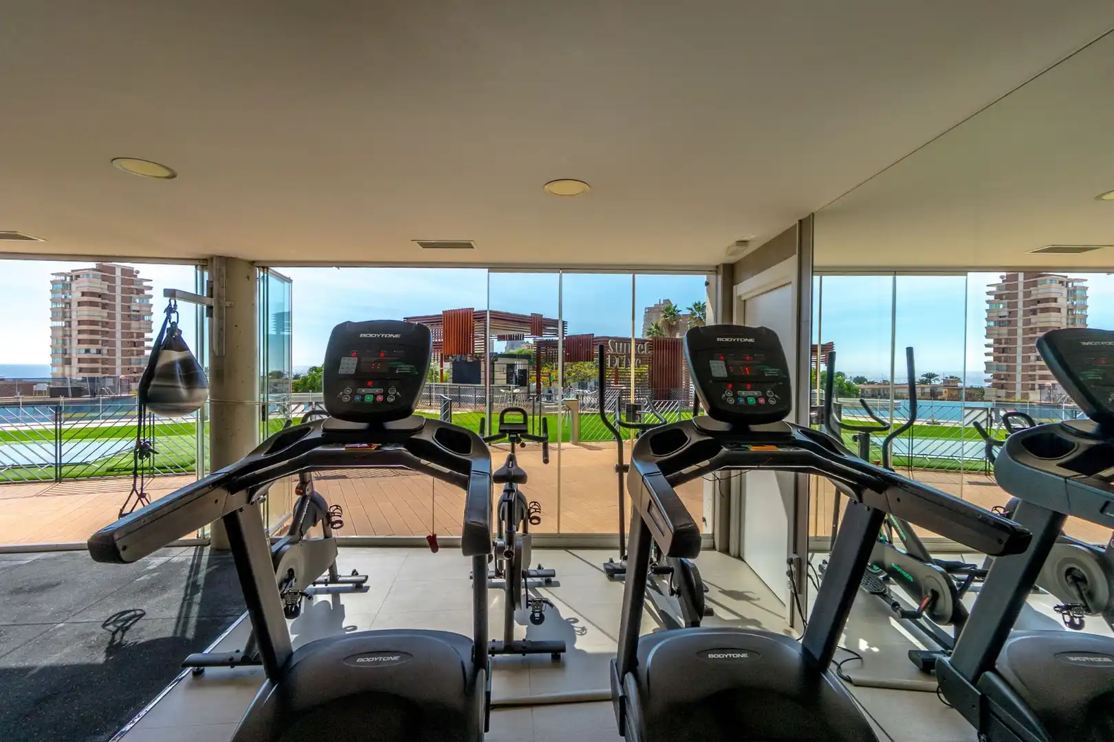 Apartamento con piscina en venta en Playa de Poniente, imagen 33