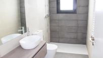 Bathroom of Flat for sale in Girona Capital  with Air Conditioner, Heating and Terrace