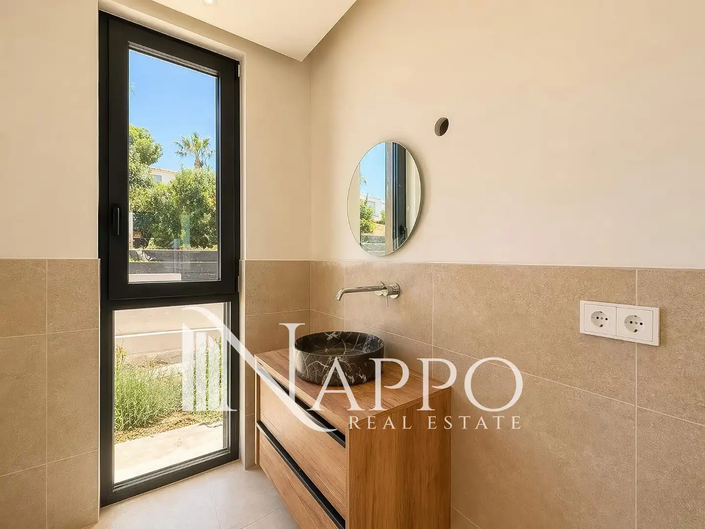 Bathroom of Houses for sale in Calvià  with Air Conditioner, Heating and Terrace