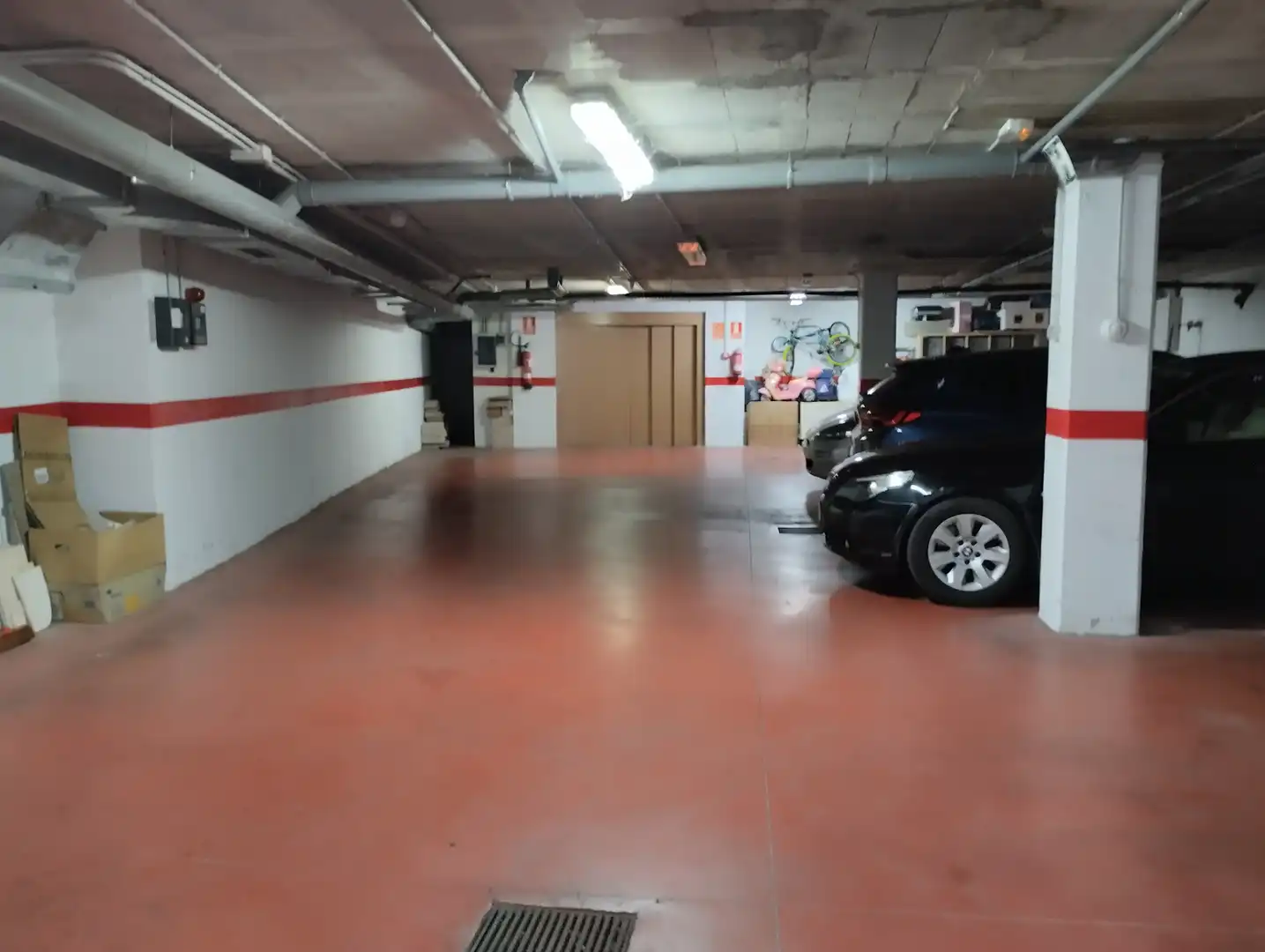 Aparcament de Pis en venda en Dos Hermanas amb Aire condicionat, Calefacció i Jardí privat
