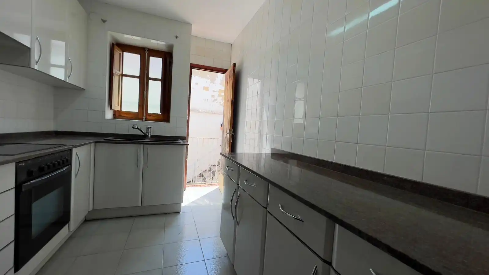 Cuina de Casa o xalet en venda en Alaquàs amb Terrassa, Traster i Balcó