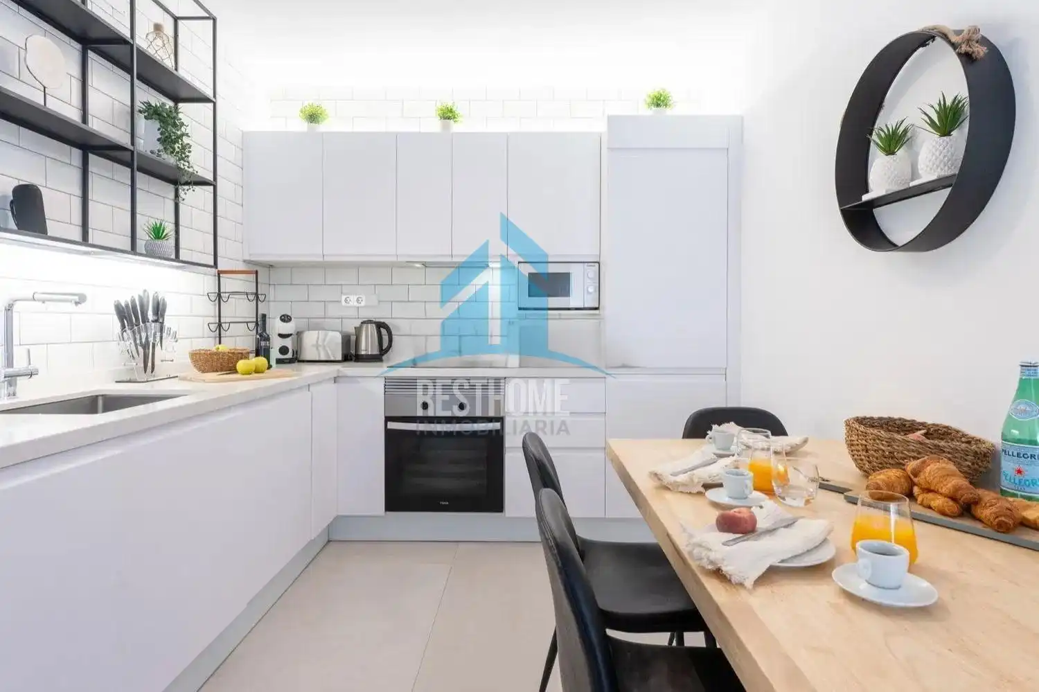 Cuina de Apartament en venda en Eivissa amb Aire condicionat, Calefacció i Jardí privat