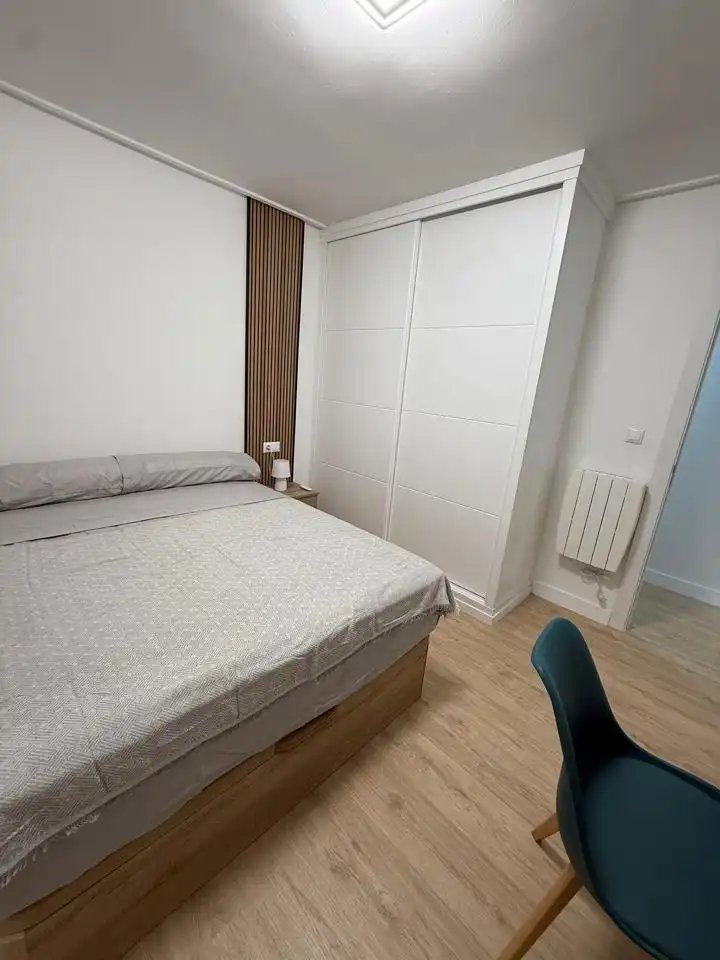 Habitació a Portugal.H1, Couto