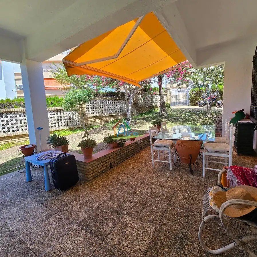 Terraza de Casa o chalet en venta en Almonte con Jardín privado, Terraza y Trastero