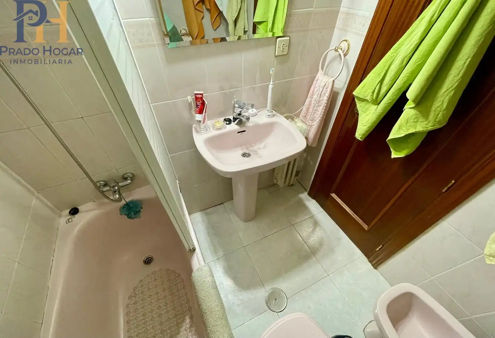 Bathroom of Flat for sale in Talavera de la Reina  with Air Conditioner, Heating and Terrace