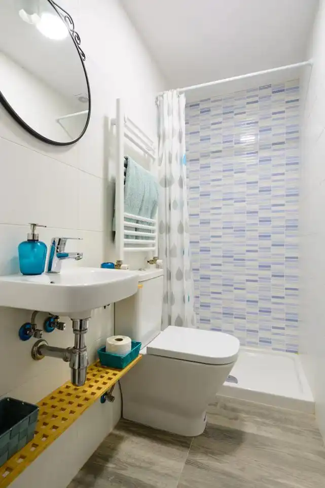 Baño de Piso de alquiler en Zaragoza con Aire acondicionado, Amueblado y Internet
