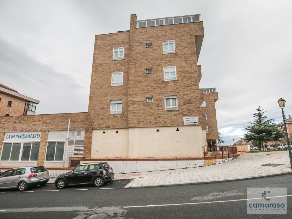 Exterior view of Flat for rent in Ávila Capital  with Terrace