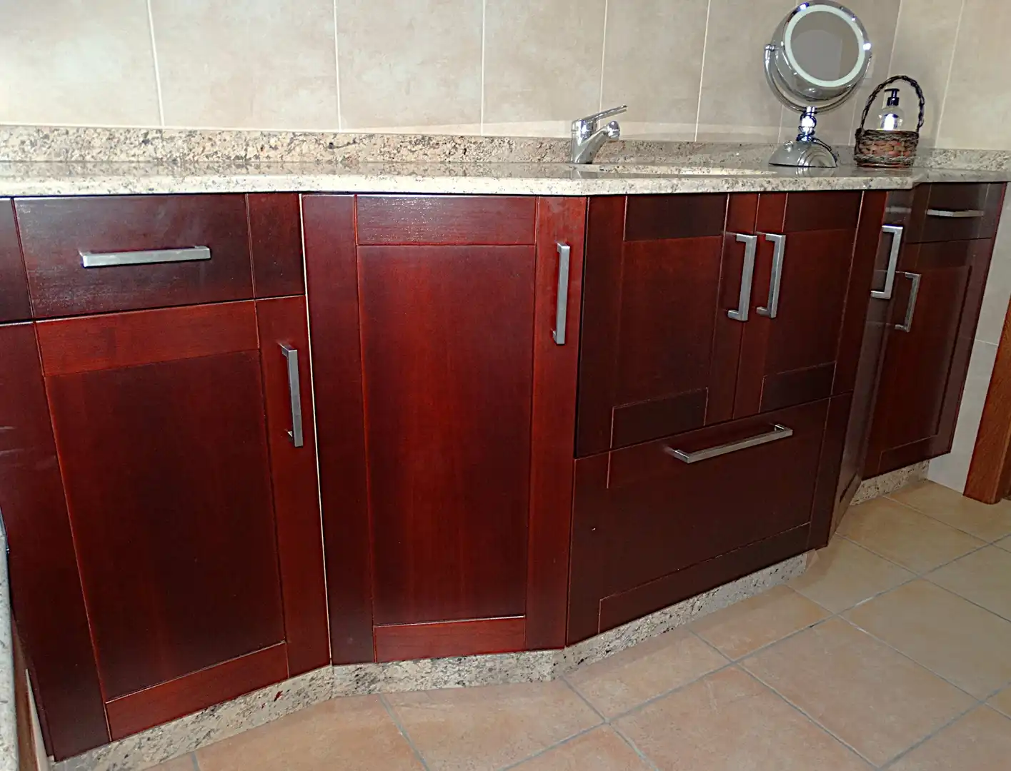 Cuina de Casa o xalet en venda en Miño amb Calefacció, Parquet i Terrassa