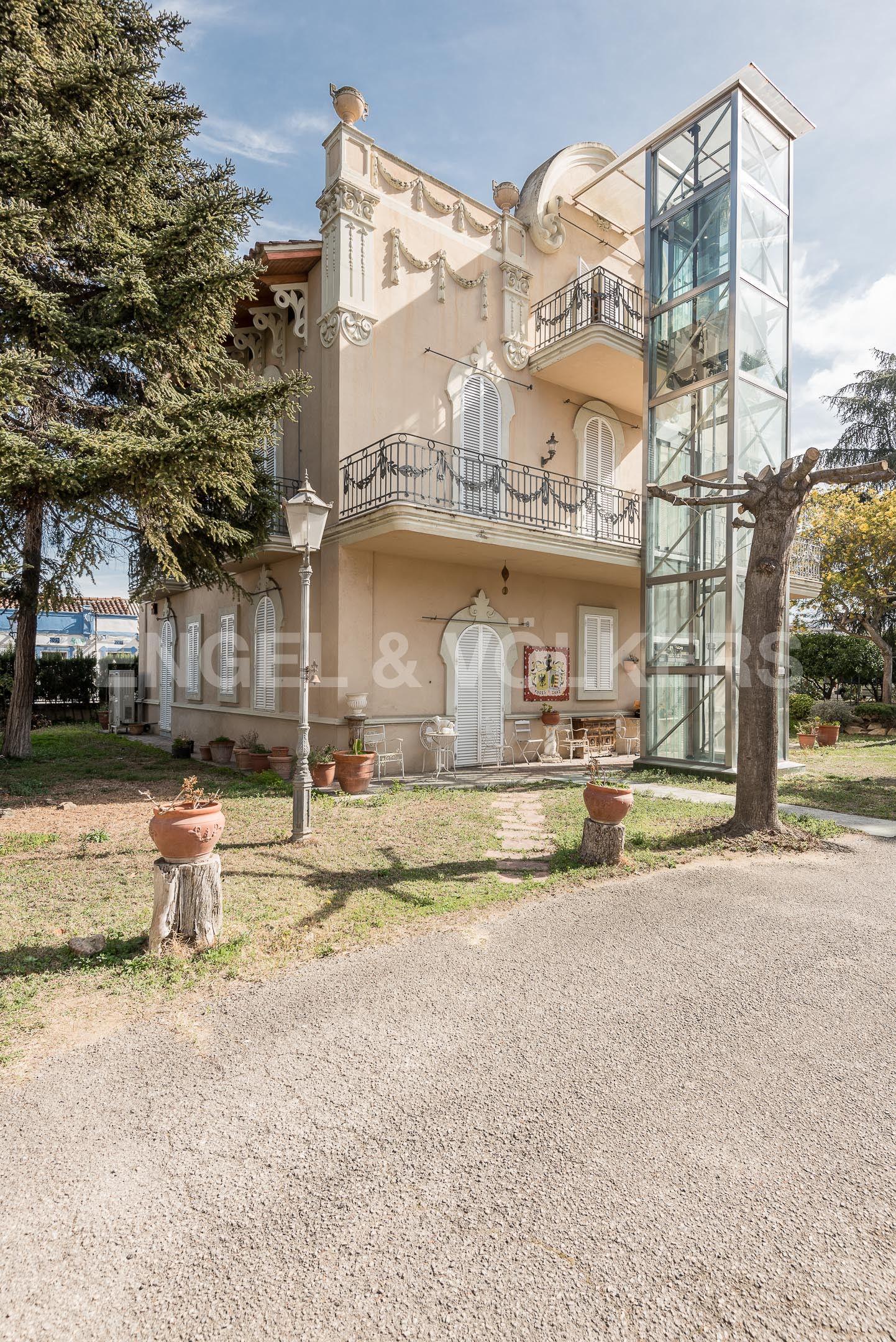 Vista exterior de Casa o xalet de lloguer en Sant Fost de Campsentelles amb Calefacció, Jardí privat i Terrassa